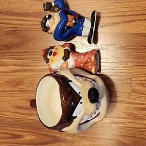 Taz Mug Salt Pepper Shaker